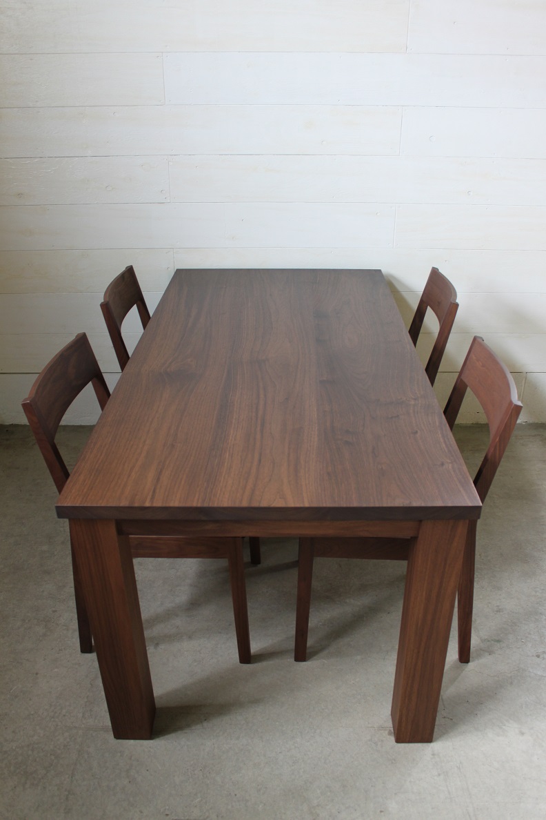 NS DINING TABLE SET_c0146581_13364611.jpg