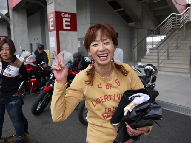 b0190092_22112824.jpg