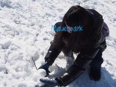 Mauer Parkでそり遊び_d0088196_23172114.jpg