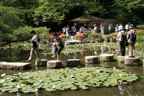 平安神宮 庭園開放_e0048413_20114660.jpg