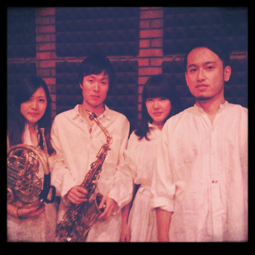 b0061342_1143694.png