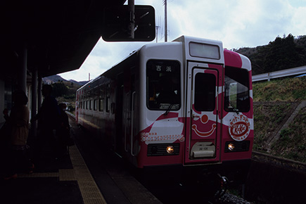 三陸鉄道南リアス線・桜2013プレリュード_b0259218_1501956.jpg