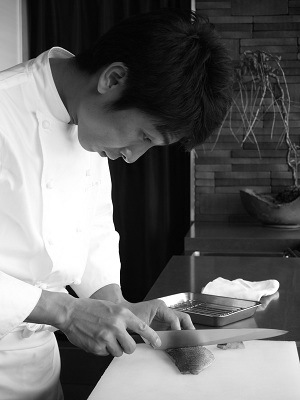 和の器で楽しむフランス料理 ~エッサンシェル (大阪)~_c0235725_20271851.jpg