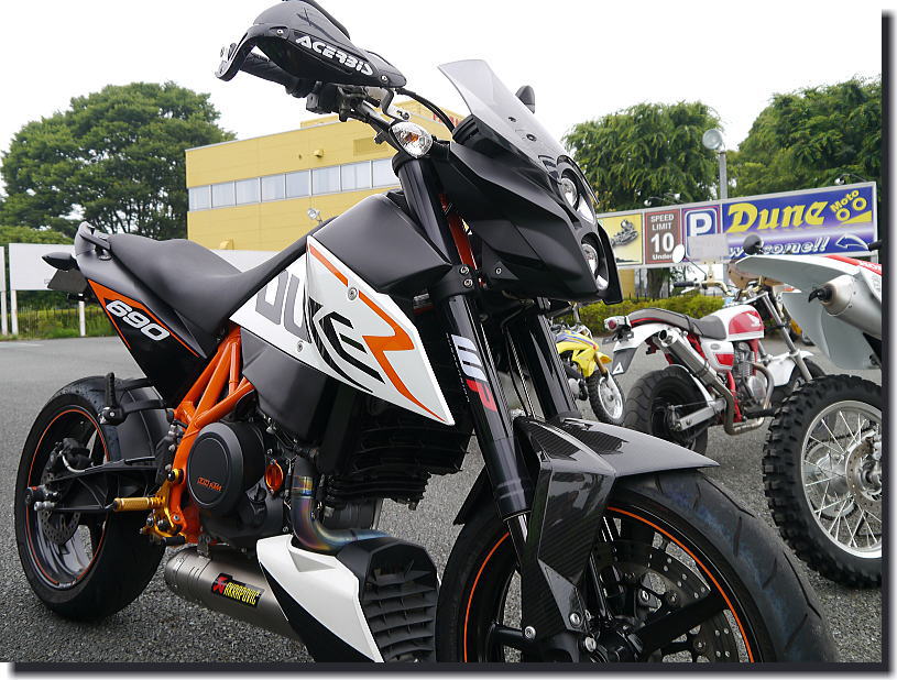 KTM690DUKE-R　入庫_f0178858_15285419.jpg