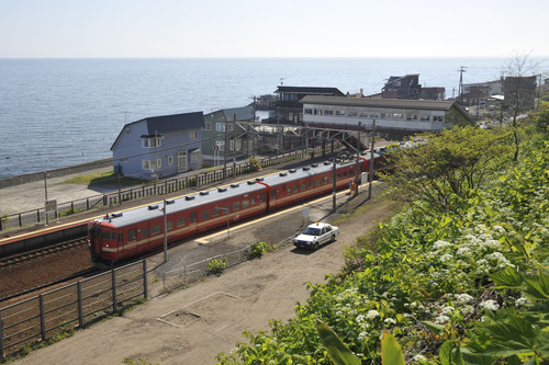 朝里駅　〜どこか、ひと昔前の風情漂う小さな駅〜_d0174510_23443757.jpg