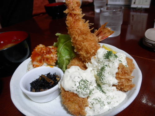 とんかつ定食@町家ショップ&カフェ綾綺殿。_d0156358_14311099.jpg