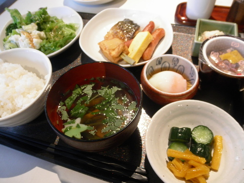 天然温泉花蛍の湯ホテルドーミーインプレミアム京都。_d0156358_9443251.jpg