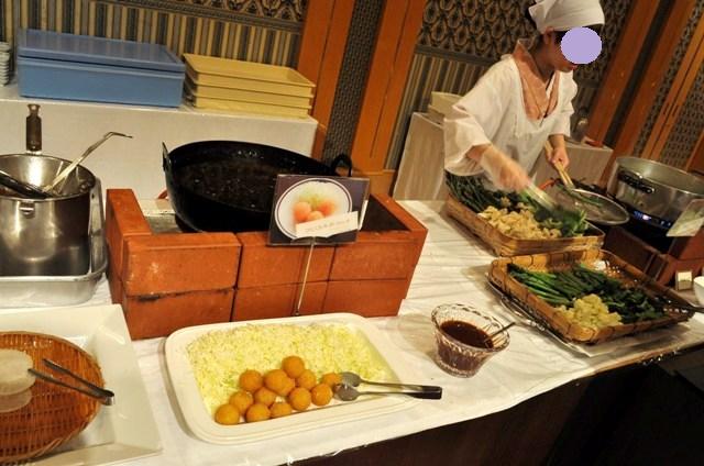 佐勘の朝食_a0126590_19444939.jpg