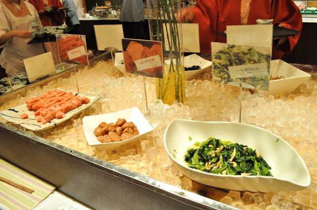 佐勘の朝食_a0126590_19482228.jpg