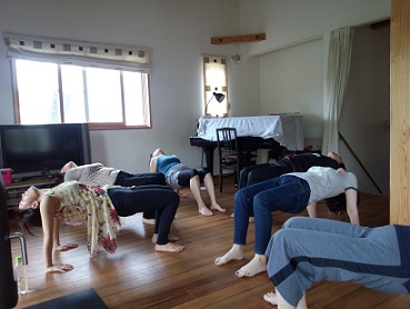 チベット体操・・・!!!_a0254125_18504060.jpg