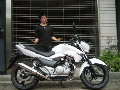 Gsr250 白と黒 Fujikama Motors Co Ltd Gsr250 白と黒 Fujikama Motors Co Ltd