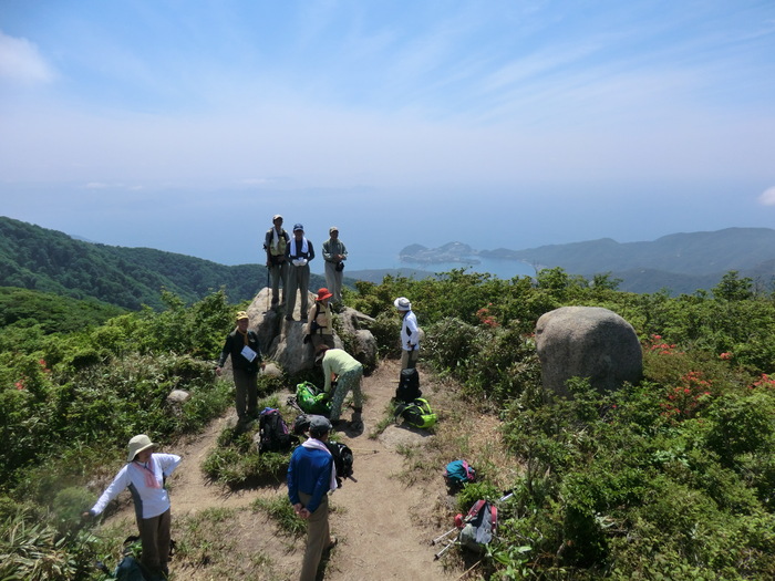 No295 敦賀半島　西方ガ岳～サザエガ岳縦走_b0185573_2124572.jpg