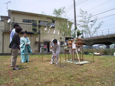 地鎮祭〜潮来市Iさま邸_a0117794_1982435.jpg