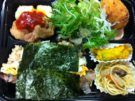 ブリットボウルのお弁当_c0128487_19133019.jpg