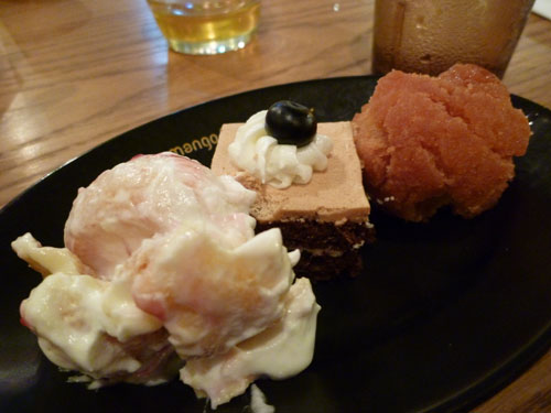 mango tree cafe (マンゴツリーカフェ) 池袋_c0152767_0263546.jpg