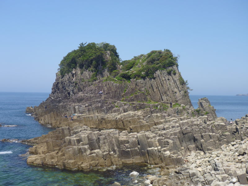初日はひたすら北上。日本海の岩の造形美に感動！越前海岸-初ロード旅・鈴鹿を目指して①_e0138081_3284616.jpg
