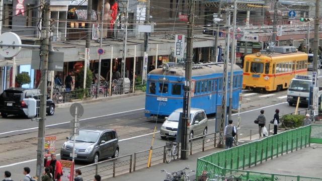 あべのハルカスと阪堺電車、人気沸騰阪堺電車、藤田八束鉄の鉄道道研究会、安倍総理若者のために頑張れ_d0181492_831954.jpg