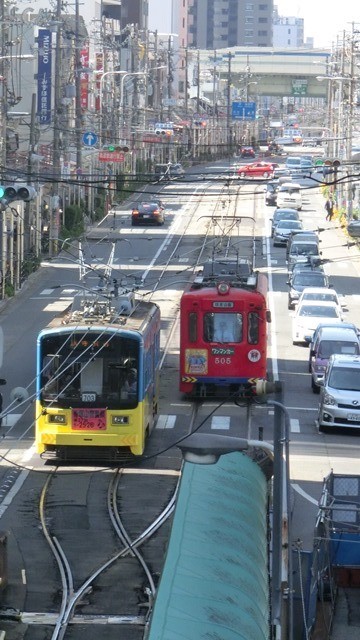 あべのハルカスと阪堺電車、人気沸騰阪堺電車、藤田八束鉄の鉄道道研究会、安倍総理若者のために頑張れ_d0181492_841797.jpg