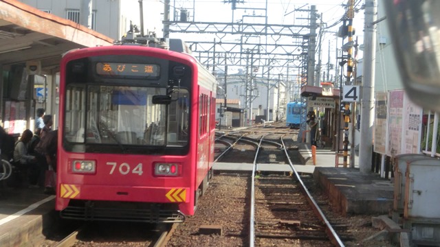 あべのハルカスと阪堺電車、人気沸騰阪堺電車、藤田八束鉄の鉄道道研究会、安倍総理若者のために頑張れ_d0181492_855817.jpg