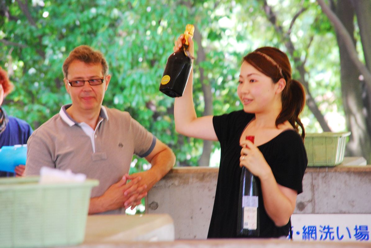 知らん間に第五回!緑地公園BBQ大会!!_c0116714_20152691.jpg