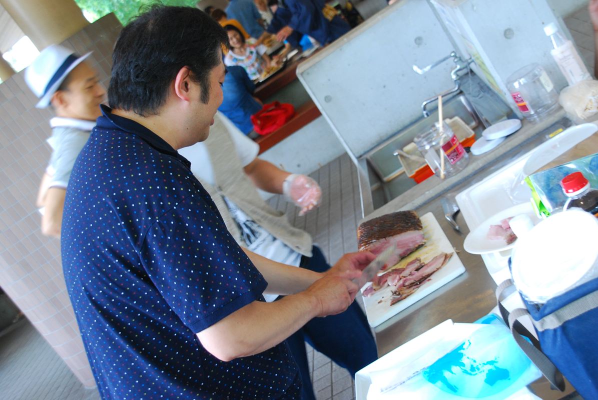 知らん間に第五回!緑地公園BBQ大会!!_c0116714_20354115.jpg