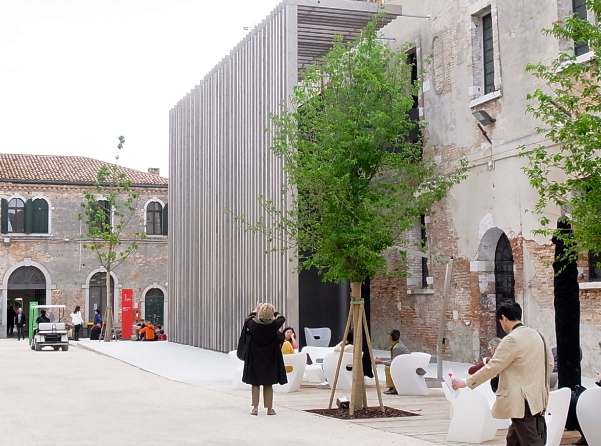 ④ La Biennale de Venise 2013 @ Arsenale - ヴェネチアビエンナーレ2013 _a0231632_19485418.jpg