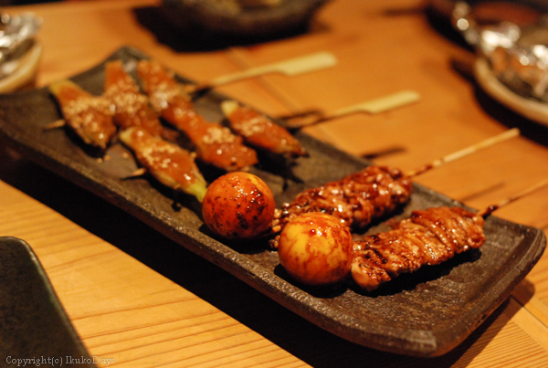 焼き鳥で舌鼓　：　『ヒヨク之トリ』　麻布十番_d0114093_045586.jpg