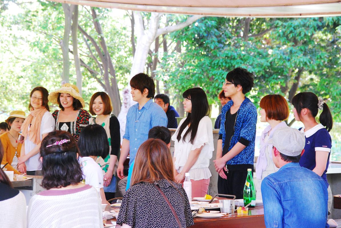 知らん間に第五回!緑地公園BBQ大会!!_c0116714_16154189.jpg