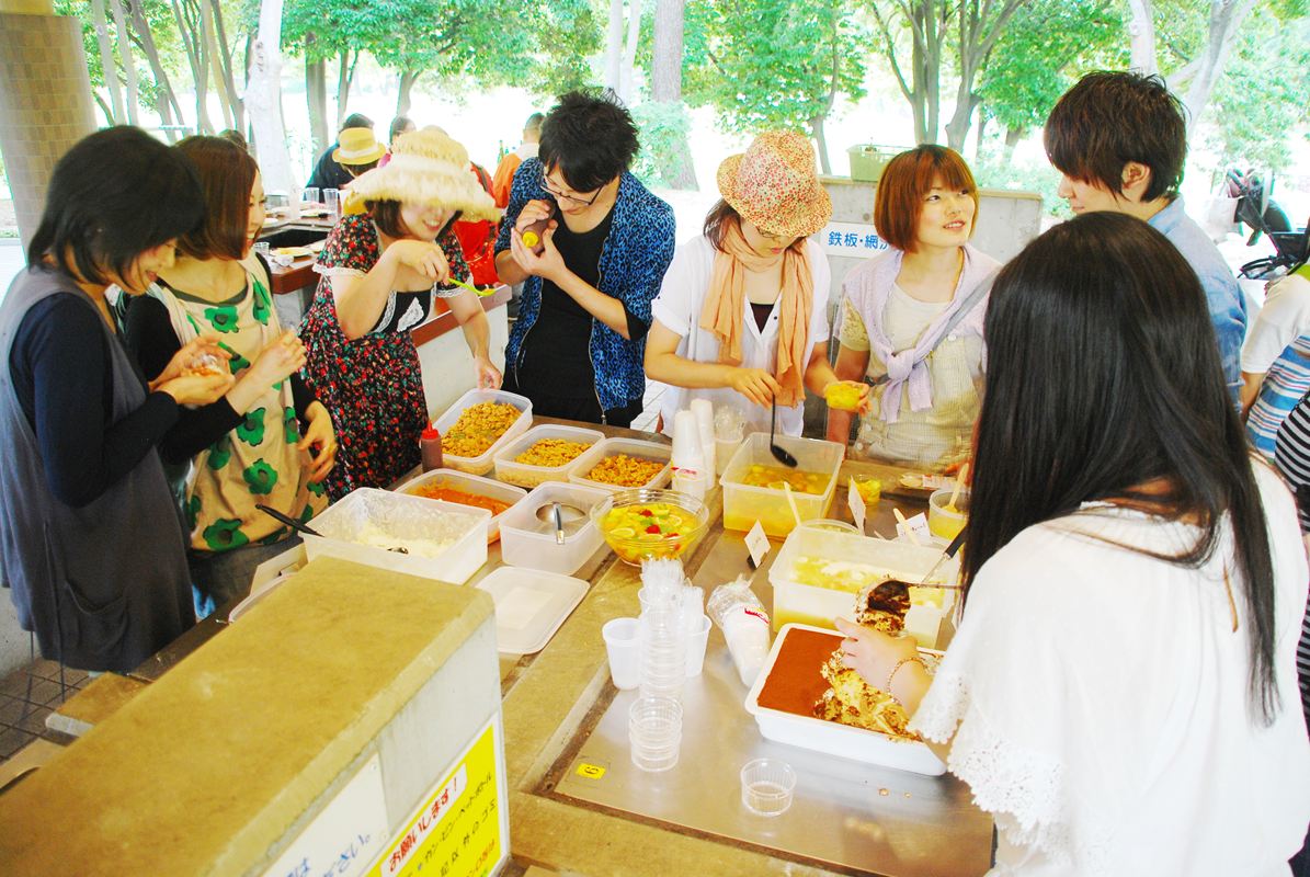 知らん間に第五回!緑地公園BBQ大会!!_c0116714_16162772.jpg