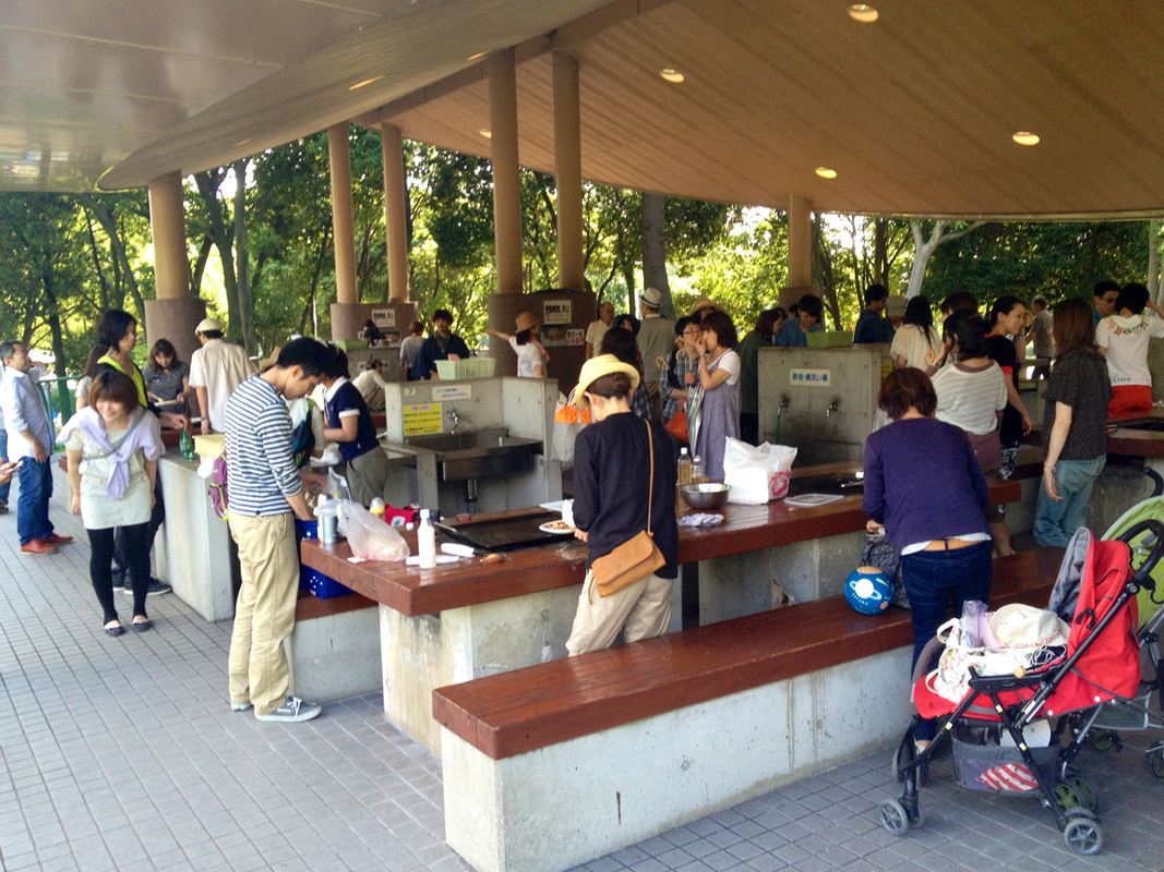 知らん間に第五回!緑地公園BBQ大会!!_c0116714_17285066.jpg