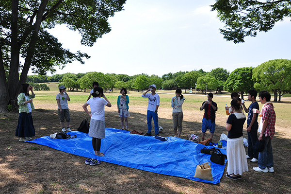 受験クラス「屋外クロッキー会」を実施しました_b0212226_20405813.jpg