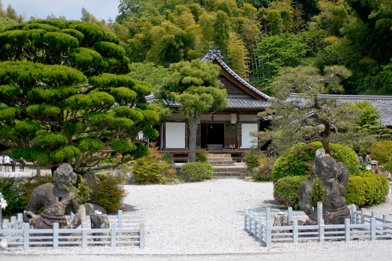 ◆臼杵石仏公園・満月寺　大分県臼杵市_b0023047_4364515.jpg