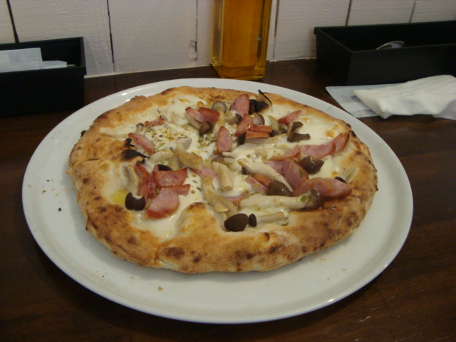 西荻窪「Trattoria SHUN」へ行く。_f0232060_1531426.jpg