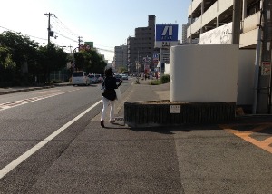 不思議な歩道_a0194079_23341742.jpg