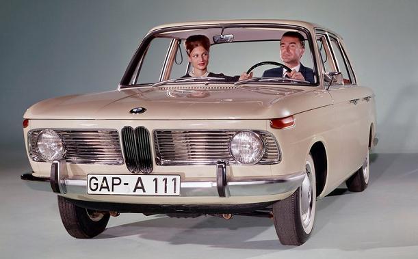 スカイラインの未来予想図 ？_b0103488_23581039.jpg