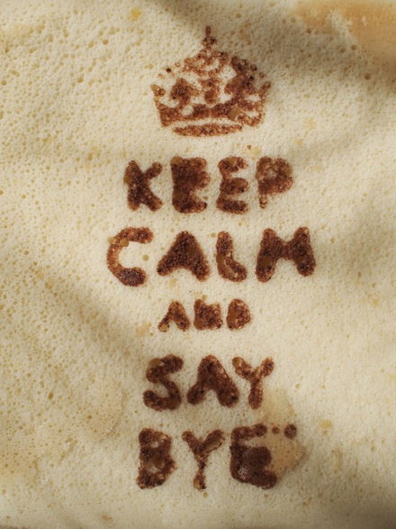 ロールケーキ おなじみ Keep Calm And のパロディ柄 彼方からの手紙