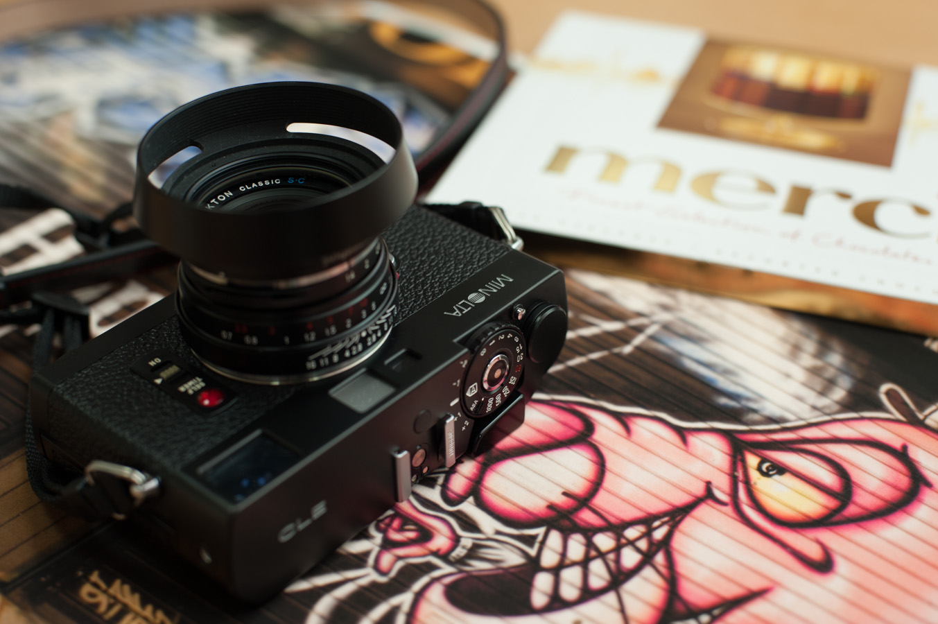 MINOLTA CLE のコンパクトさをスポイルしないレンズなら_b0125014_233193.jpg