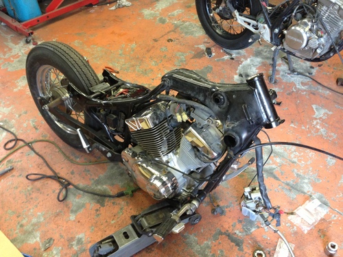 GB250クラブマン カスタム タンク悩み中_a0164918_1841735.jpg
