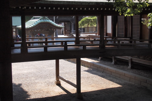 日本庭園観賞・・・。_a0214329_17201520.jpg