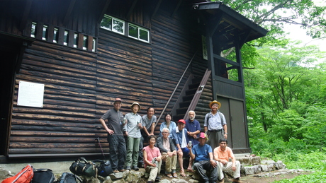 谷川岳虹芝寮で故岡部牧夫との思い出を語る会を開く_c0242406_8114836.jpg