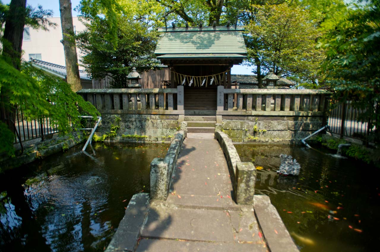 ◆八坂神社　１　大分県臼杵市_b0023047_5492895.jpg