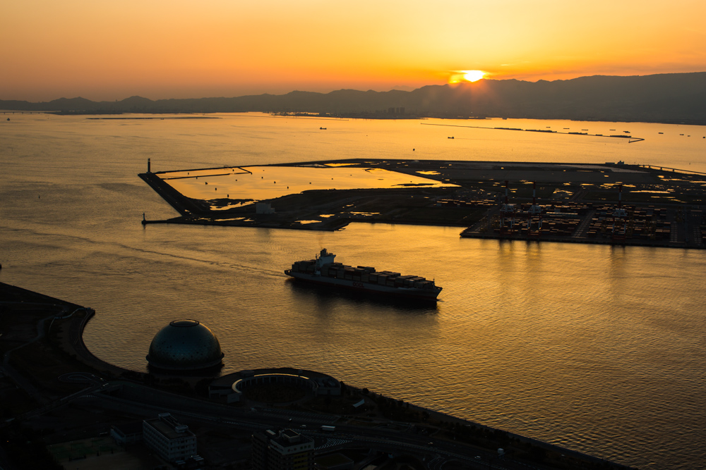 南港の夕景、夜景に癒されて_b0238547_1194352.jpg