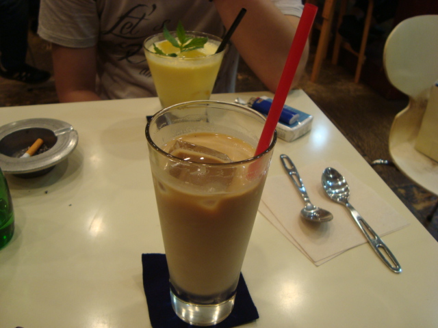 吉祥寺「A.B.Cafe エビカフェ」へ行く。_f0232060_17544061.jpg