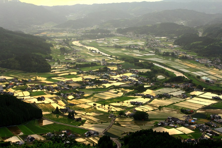 伐株山(きりかぶさん)・大分県玖珠郡玖珠町_e0093903_2253523.jpg