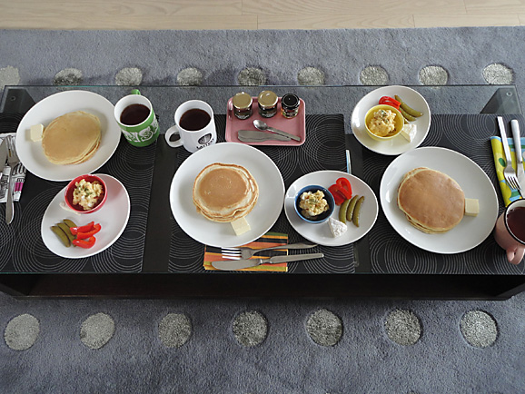 ホールフーズのミックスでパンケーキランチ_e0230011_174438.jpg