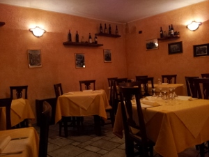 2013年イタリア 6日目 アオスタ夕食_a0059035_15581369.jpg