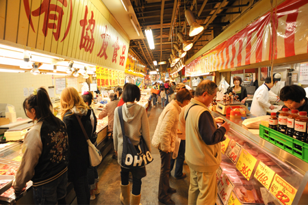 13年6月8日 八王子綜合卸売市場 二の腕繁盛記