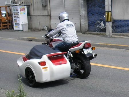CB1000 アールズフォークの改造_e0218639_21152038.jpg