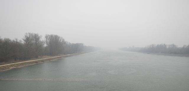a0056401_02383.jpg