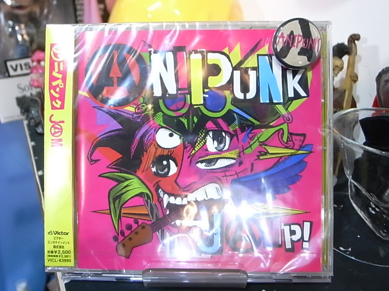 【アニパンク/JAMP!】再入荷!【BLOODY BAMBI缶バッヂ】新入荷!_a0097901_20111153.jpg